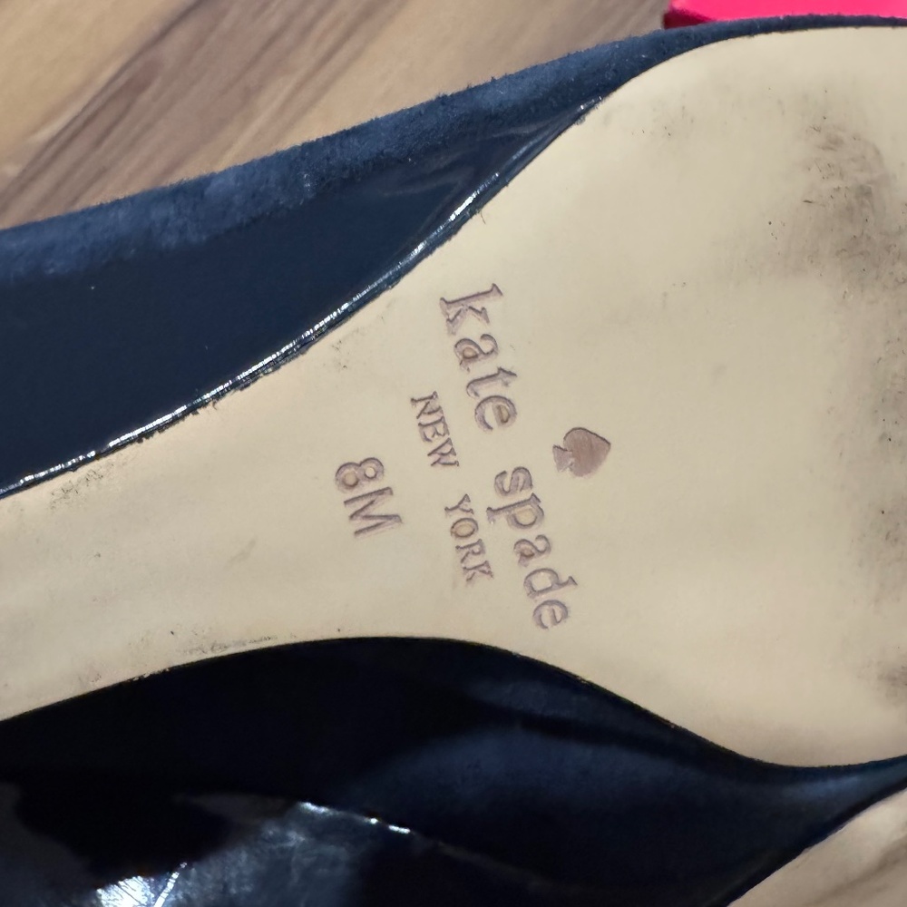 $395 NEW KATE SPADE NEW YORK Cayley Wedges Size 8 8.5 Suede Bow Accent Navy Blue - Picture 8 of 9